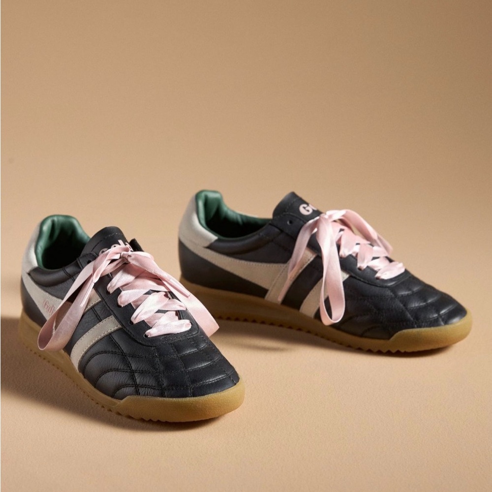 Gola Stadium Black Sneakers with Pink Laces, Size 5 / EU 36